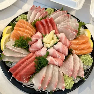 Medium Sashimi Platter - (40 pieces)