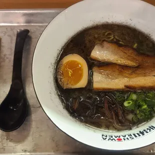 BLACK SHOWA Ramen