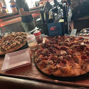 Half priced pizzas on Sundays!