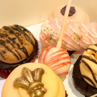 Cupcakes to make all sorts of smiles and happy times!