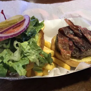 Burger w/ added bacon