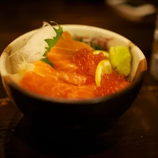 Salmon Oyako Don