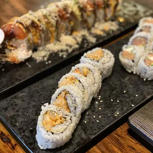 Spicy scallop maki Philadelphia maki