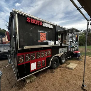 a food truck parked in a parking lot