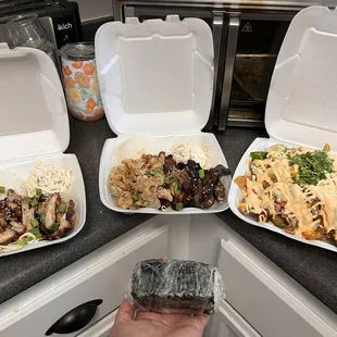 Teriyaki chicken, red rocks plate and Kalua nachos. Also one musubi!