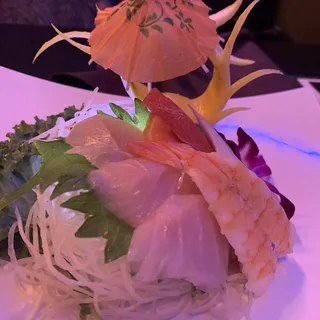 6 Pieces Sashimi Starter