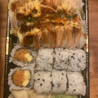 Spicy Salmon Roll with Mango