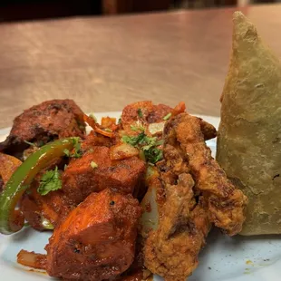 chicken, poultry, fried chicken, bbq wings, bbq chicken, fried chicken wings, chicken wings, food, chicken wings and fried chicken