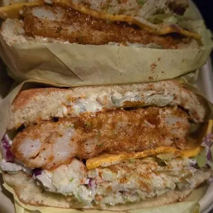 Hot daddy shrimp burger
