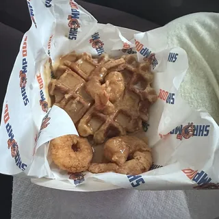 Maple Cinnamon Shrimp & Belgian Waffle