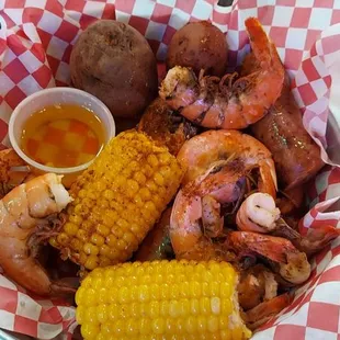 The shrimp boil is big enough for two. Simply delicious. Outstanding.
