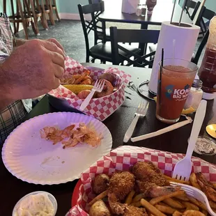 Boiled shrimp basket did not disappoint.