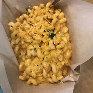 Kickin' Mac and Cheese