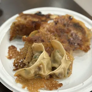 Pan-Fried Pork and Chive Dumplings (Weekend Only).