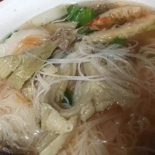 1A.Beef tripe thin rice noodle soup