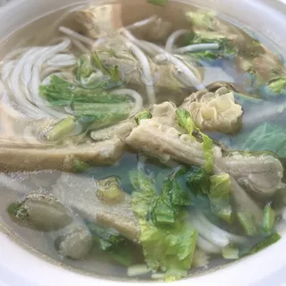6. Thick Rice Noodle with Peanut Butter Sauce