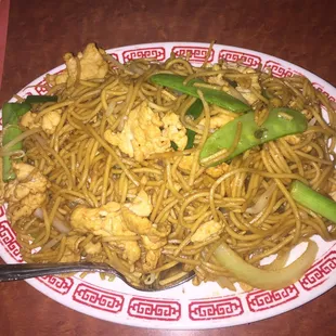 Chicken Lo Mein