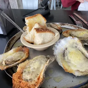 Shared classic oysters