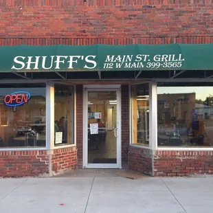 the entrance to the restaurant