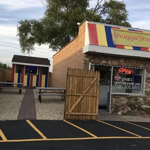 the entrance to the restaurant