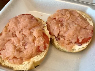 Benny's Bagels