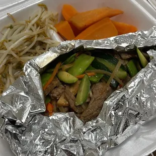 Yakisoba Noodles with beef