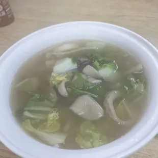 Lamb tripe herbal soup noodle -