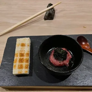 Tuna tartare and caviar with toast
