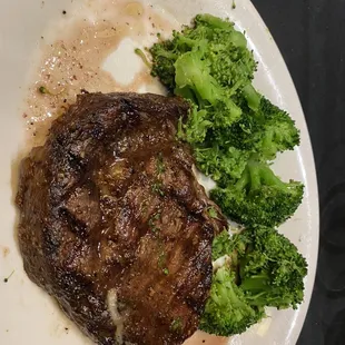 14 Oz. Ribeye*