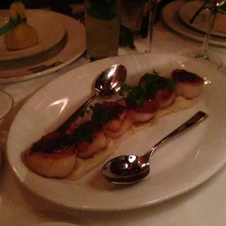 Pan Seared Sea Scallops