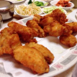 9. Deep Fried Chicken Wings
