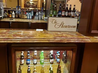 Golden Nugget Showroom