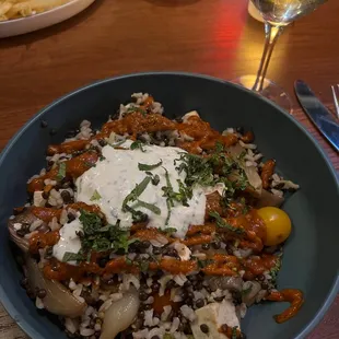 Harissa bowl with tofu