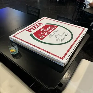 The box for the 28 inch pizza