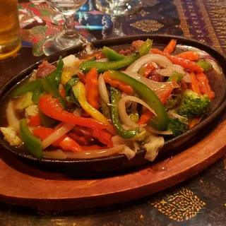 1/4 Sizzling Duck Dinner Specialty