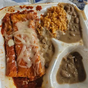 Why divide the beans and rice this way...