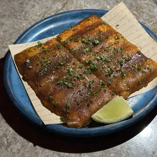 Tuna carpaccio yucca tostada