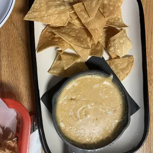 food, nachos
