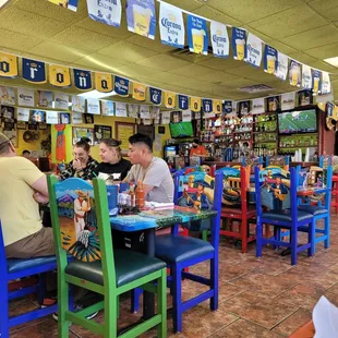 Great Place, nice bar area, frozen drinks excellent!