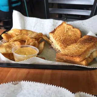 13. Si Senor Tuna Melt Sandwich
