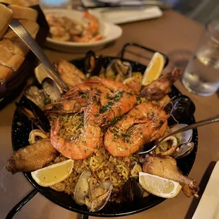 Combination Paella