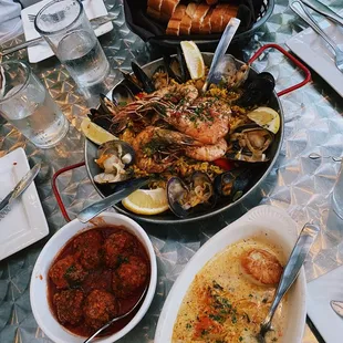 seafood paella !! &amp; scallops &amp; meatballs !!
