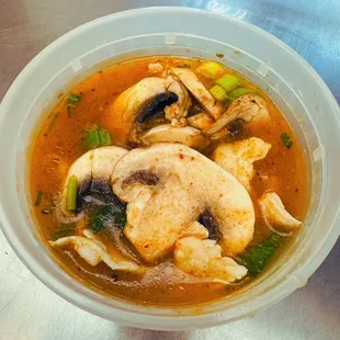 Tom Yum Soup (shrimp, chicken, or vegetable)