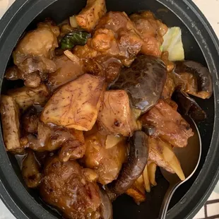 Chicken and Sliced Taro Pot