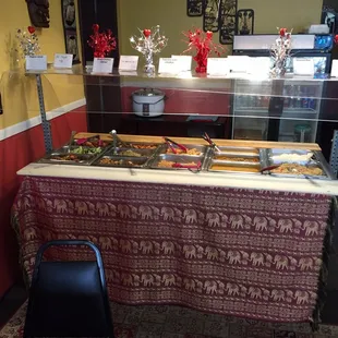 Small but tasty buffet at Siam for lunch $8.00