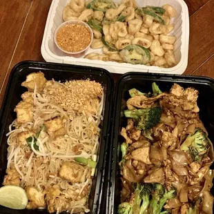 Thai Calamari, Pad Thai, Pad c Ew