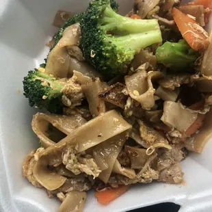 Pad see ew