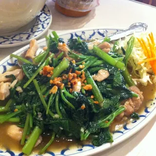Stri-Fried Ong Choy (Pad Pak Bung)
