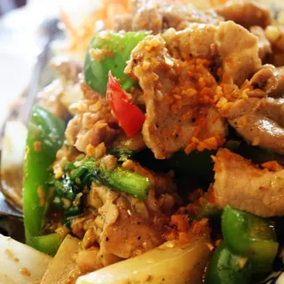 Garlic Stir Fry (Pad Gratiem)