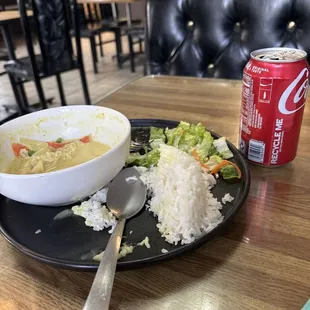 Yellow curry lunch special